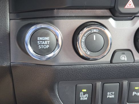 Certified 2023 Toyota Tacoma TRD Sport w/ Advanced Technology Package AWD/4WD image 21