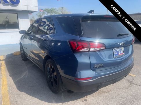 Used 2024 Chevrolet Equinox LS w/ LS Convenience Package image 3