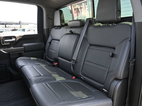 Used 2022 GMC Sierra 2500 Denali w/ Denali Ultimate Package AWD/4WD image 20