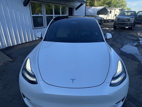 Used 2020 Tesla Model Y Long Range AWD/4WD image 10