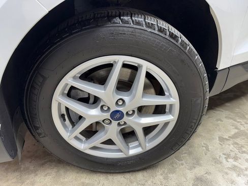 Certified 2022 Ford Edge SEL image 28