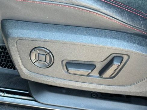 Used 2025 Audi Q3 2.0T Premium Plus AWD/4WD image 22