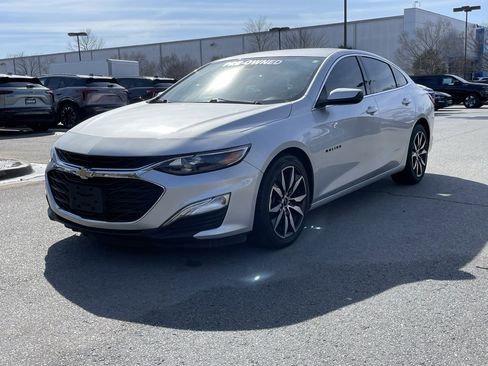 Used 2021 Chevrolet Malibu RS image 3
