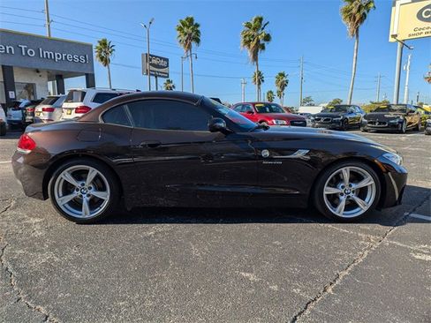 Used 2015 BMW Z4 sDrive28i image 4