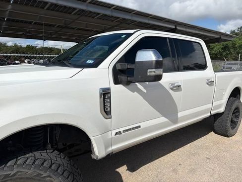 Used 2022 Ford F250 Platinum AWD/4WD image 23