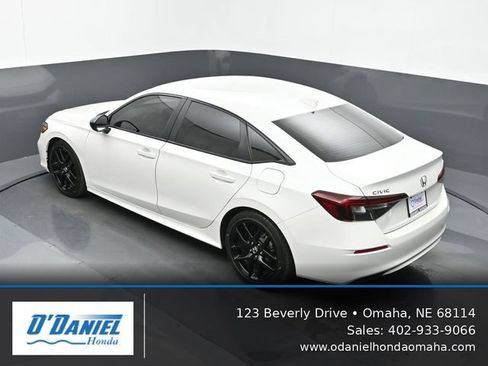 Used 2025 Honda Civic Sport image 15