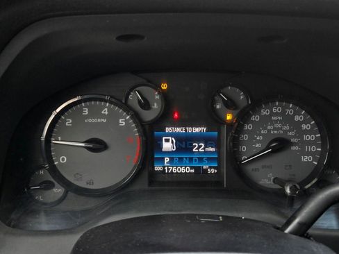 Used 2017 Toyota Tundra SR image 21