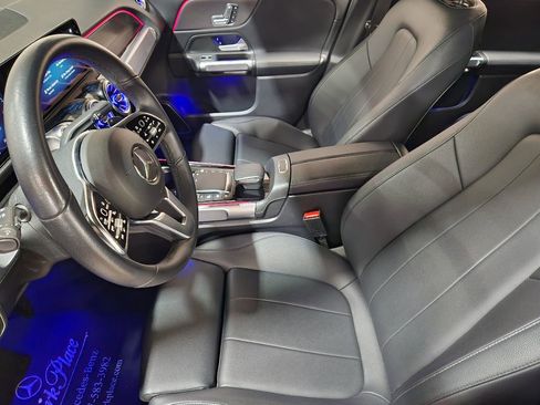 Used 2023 Mercedes-Benz EQB 250+ image 29