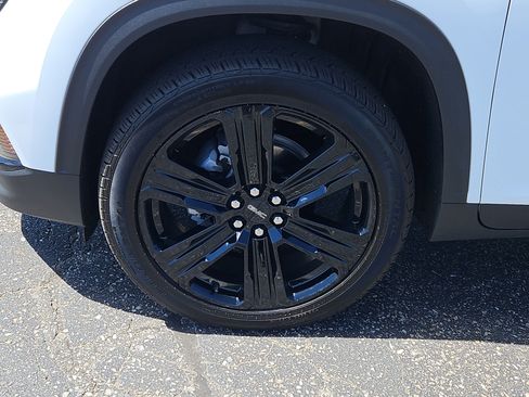 Used 2026 GMC Acadia Elevation w/ Black Edition AWD/4WD image 29