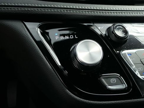 New 2026 Chrysler Pacifica Select image 17