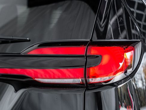 New 2026 Chrysler Pacifica Pinnacle image 7