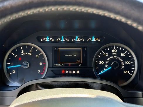 Used 2019 Ford F150 XLT w/ Equipment Group 302A Luxury AWD/4WD image 22