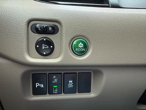 Used 2019 Honda Pilot Touring image 31