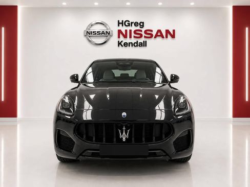 Used 2023 Maserati Grecale Modena AWD/4WD image 2