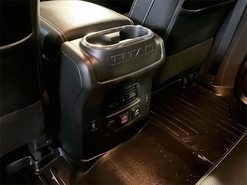 Used 2019 Nissan Titan PRO-4X w/ Pro-4x Convenience Package image 28