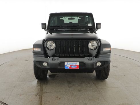 Used 2021 Jeep Wrangler Sport AWD/4WD image 3