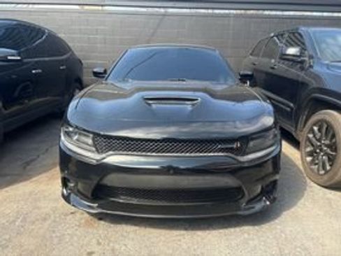 Used 2018 Dodge Charger R/T Scat Pack image 20