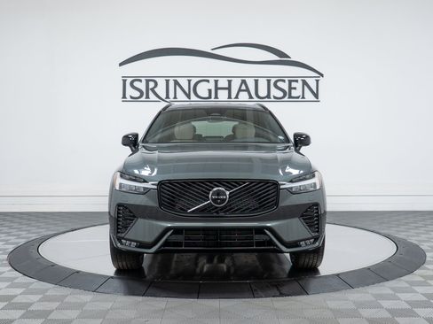 New 2026 Volvo XC60 B5 Plus w/ Climate Package AWD/4WD image 2