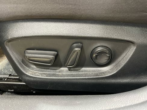 Used 2023 Toyota Camry LE w/ Convenience Package image 14