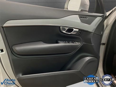 Used 2024 Volvo XC90 B5 Core image 14