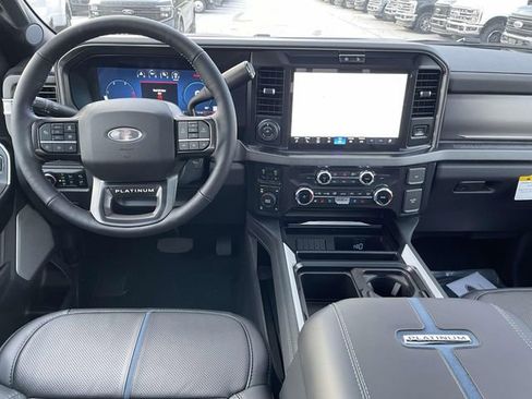 New 2026 Ford F250 Platinum AWD/4WD image 4