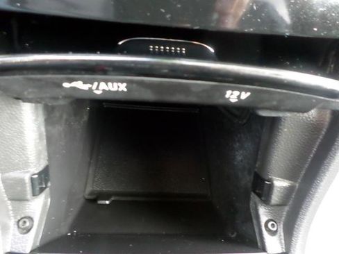 Used 2021 Buick Encore Preferred w/ Safety Package image 40