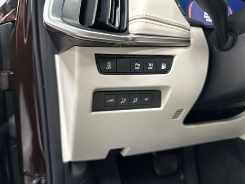 Certified 2024 MAZDA CX-90 Plug-In Hybrid w/ Premium Plus AWD/4WD image 22