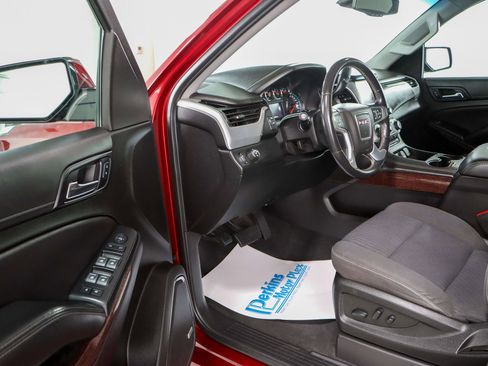 Used 2020 GMC Yukon SLE w/ Enhanced Driver Alert Package image 3