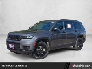 Used 2023 Jeep Grand Cherokee L Laredo AWD/4WD video 1