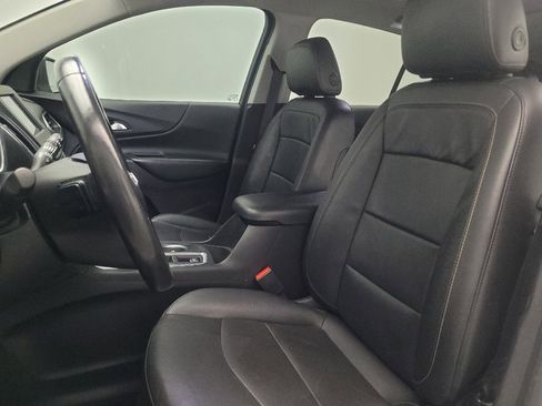 Used 2021 Chevrolet Equinox LT FWD image 17