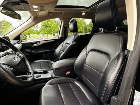 Used 2020 Ford Escape SE Sport AWD/4WD image 12