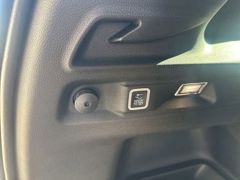 New 2025 Jeep Grand Cherokee L Limited image 10