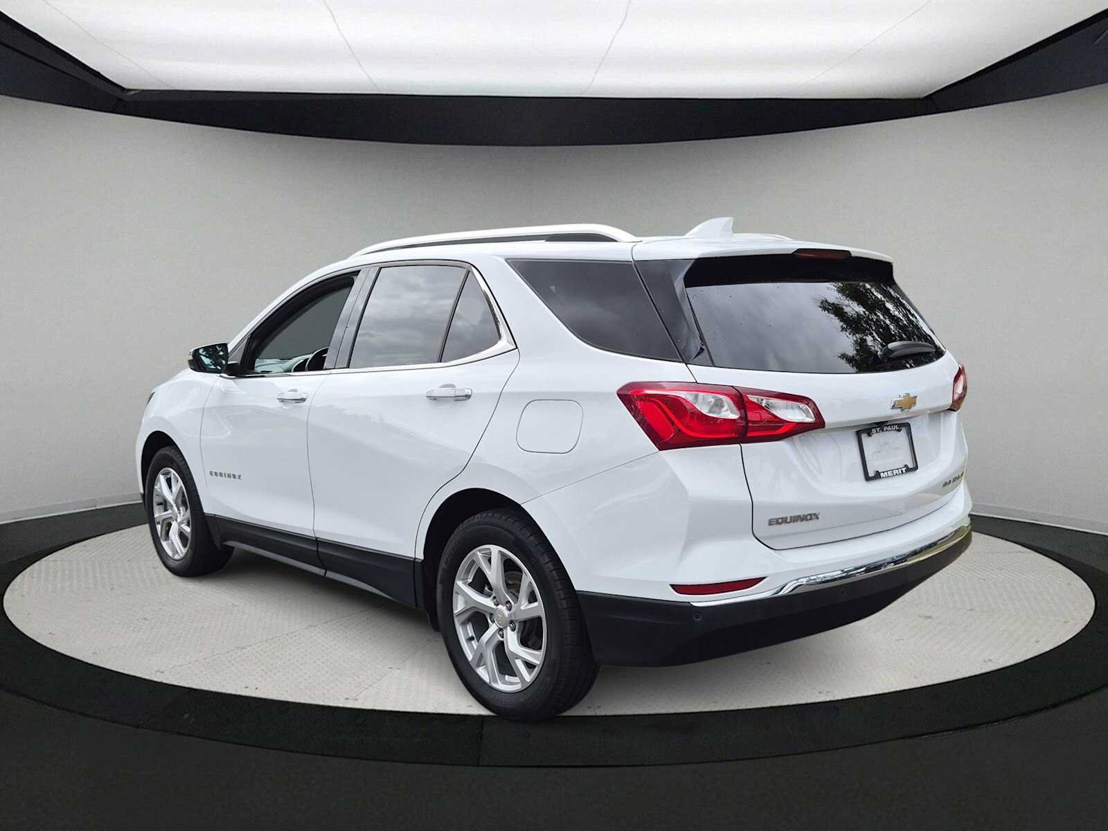 Used 2021 Chevrolet Equinox Premier w/ LPO, Floor Liner Package AWD/4WD image 6