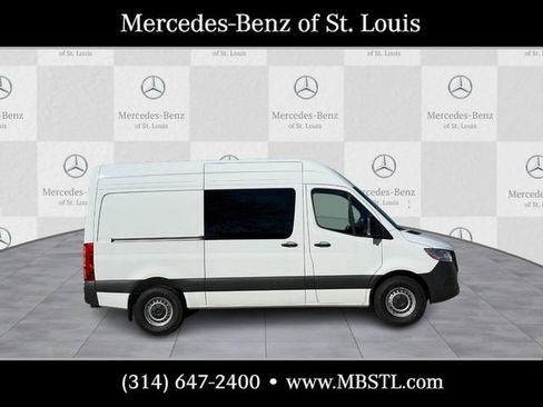 New 2026 Mercedes-Benz Sprinter 2500 image 2