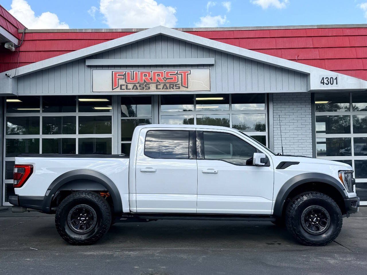 Used 2023 Ford F150 Raptor w/ Raptor Carbon Fiber Package AWD/4WD image 2