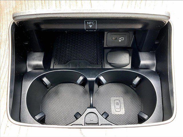 Used 2023 Mercedes-Benz E 450 Coupe image 26