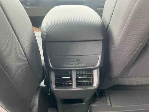 New 2026 Chevrolet Equinox LT image 26