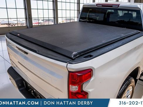 Used 2023 Chevrolet Silverado 1500 LTZ AWD/4WD image 38