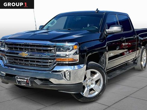 Used 2018 Chevrolet Silverado 1500 LT w/ Texas Edition image 1