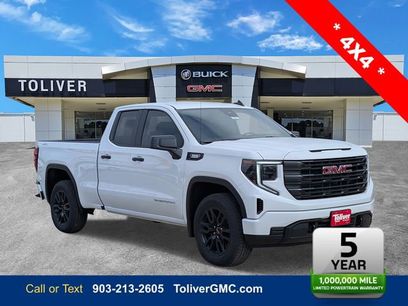New 2026 GMC Sierra 1500 Pro w/ Graphite Edition