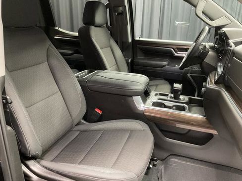 Used 2024 Chevrolet Silverado 1500 RST AWD/4WD image 16