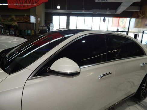 Used 2023 Mercedes-Benz S 500 4MATIC w/ Warmth & Comfort Package image 15