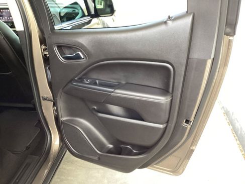 Used 2016 GMC Canyon SLT w/ Driver Alert Package AWD/4WD image 15