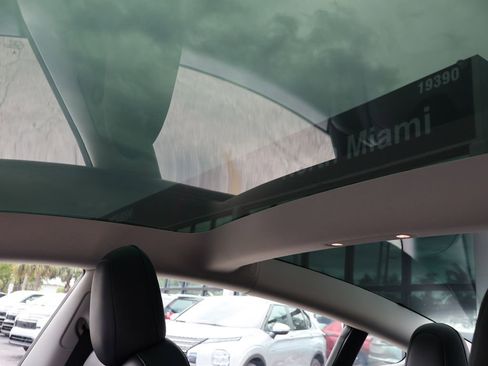 Used 2023 Tesla Model 3 Standard Range RWD image 21