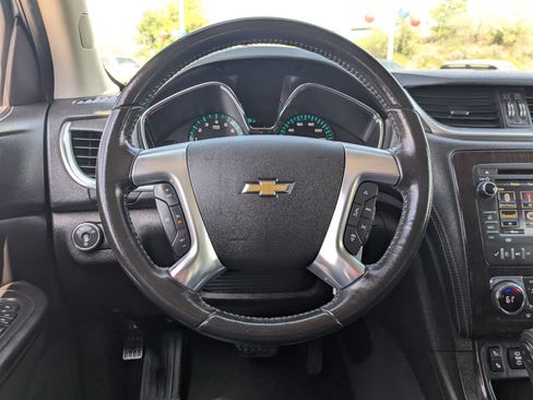 Used 2016 Chevrolet Traverse LT AWD/4WD image 16