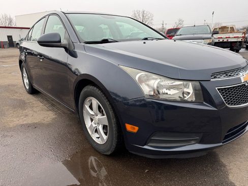 Used 2014 Chevrolet Cruze LT image 12