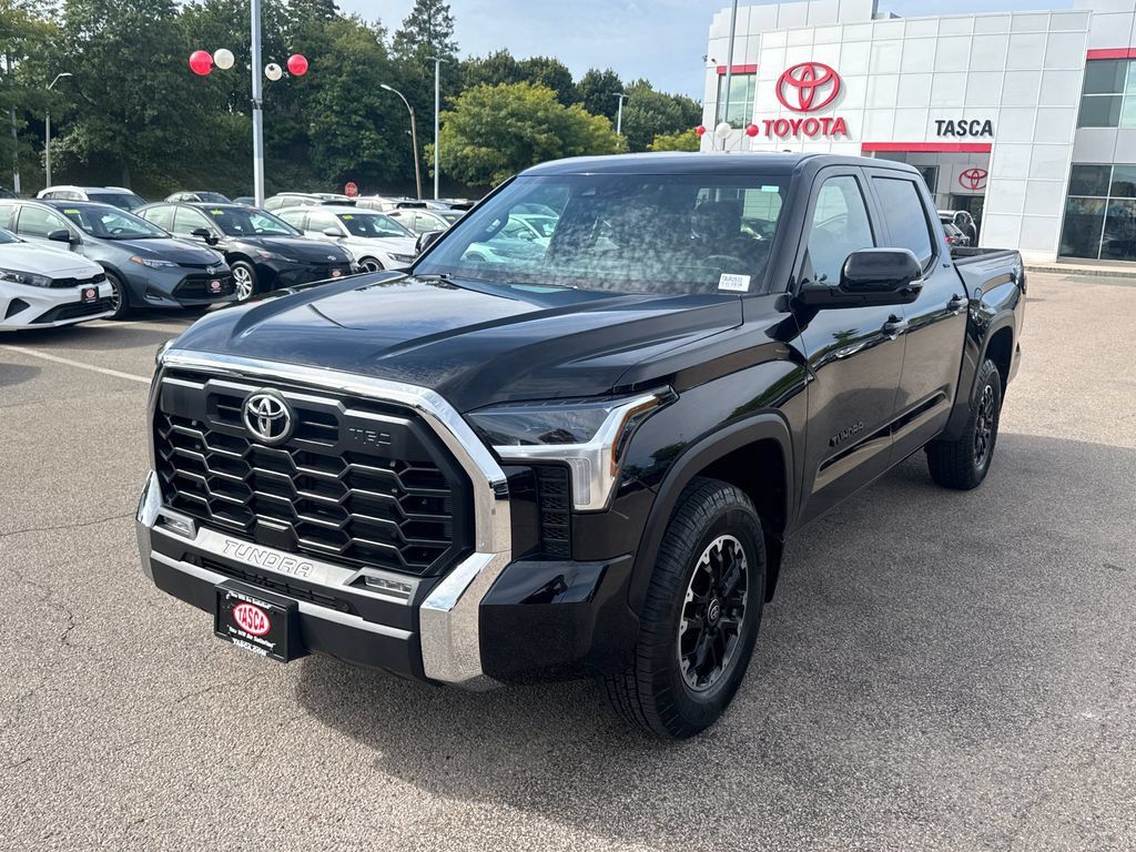 Used 2026 Toyota Tundra SR5 w/ TRD Off-Road Package AWD/4WD image 3