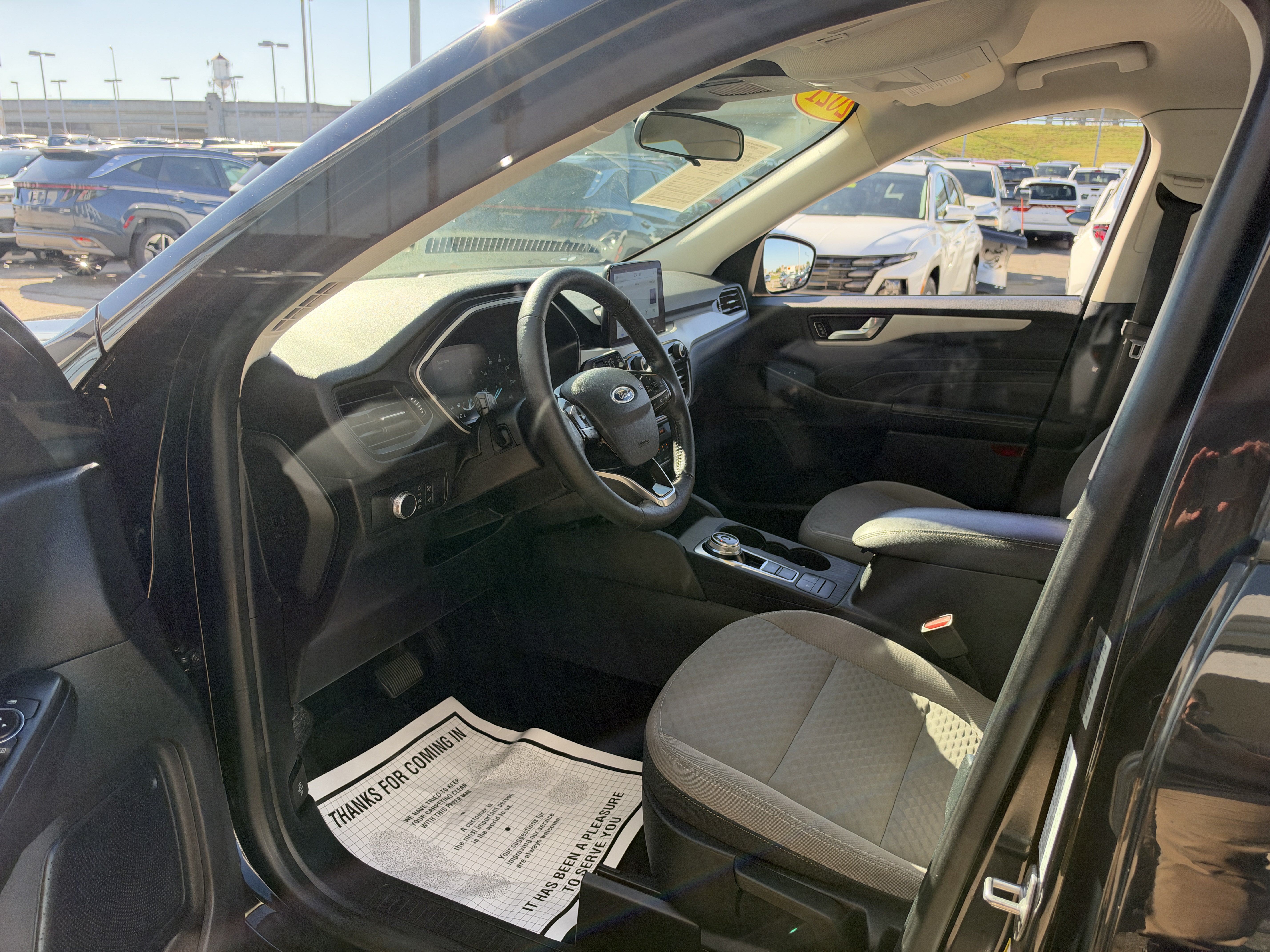 Used 2021 Ford Escape SE FWD image 27