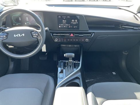 New 2026 Kia Niro LX image 11