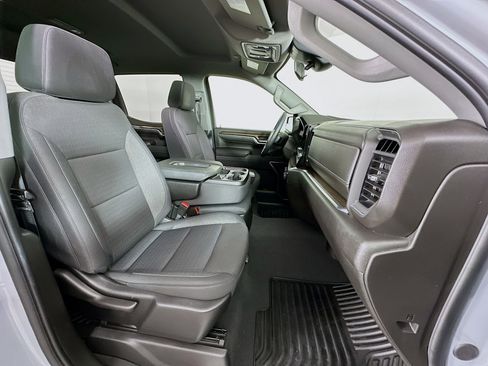 Used 2024 Chevrolet Silverado 1500 LT image 30